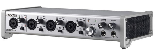 tascam series 208i laterale